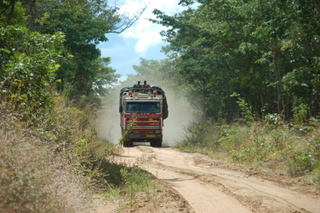 Unterwegs im Land - Truck in Tansania